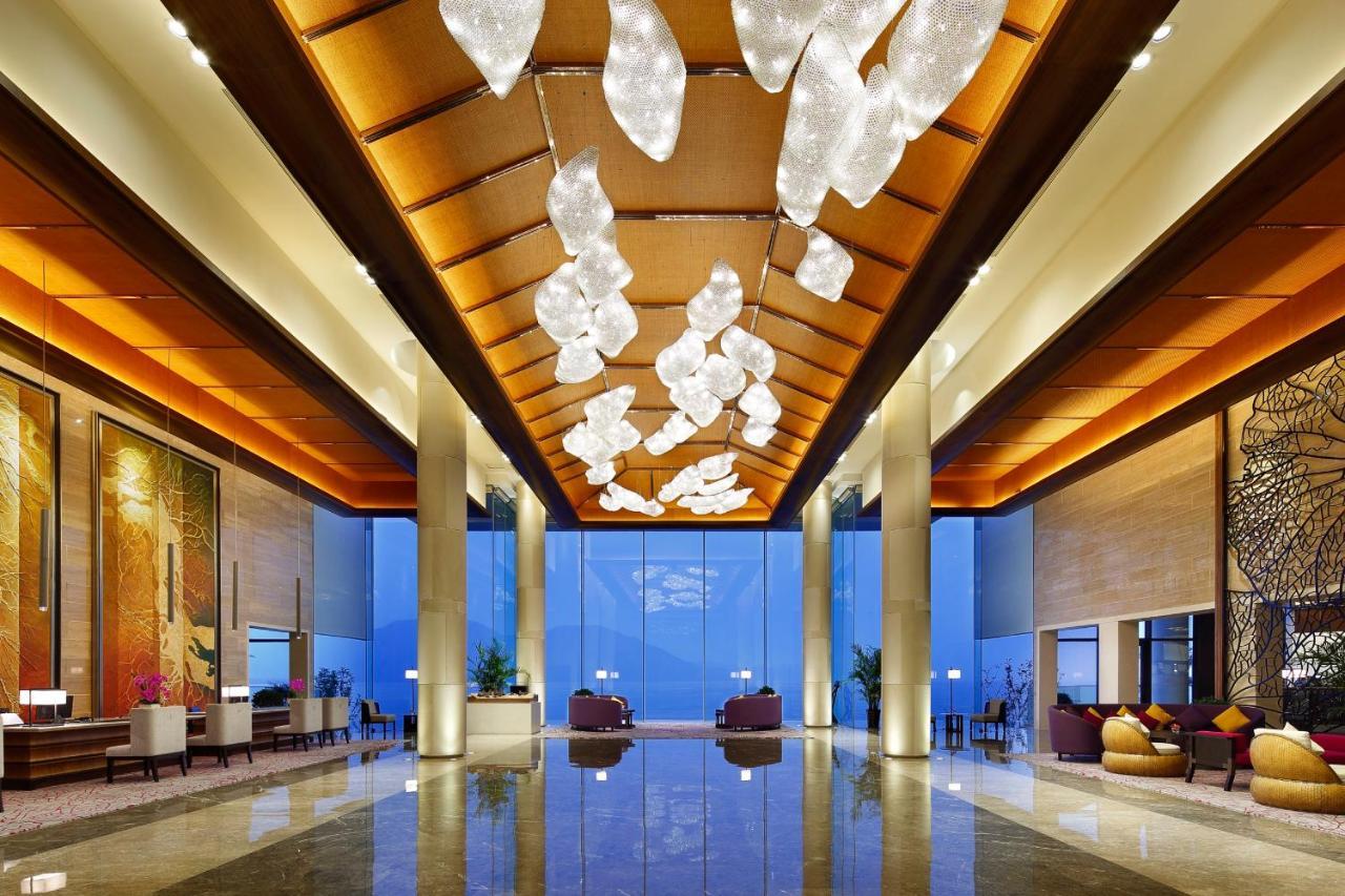 Crowne Plaza Huangshan Taiping Lake, An Ihg Hotel Exteriör bild