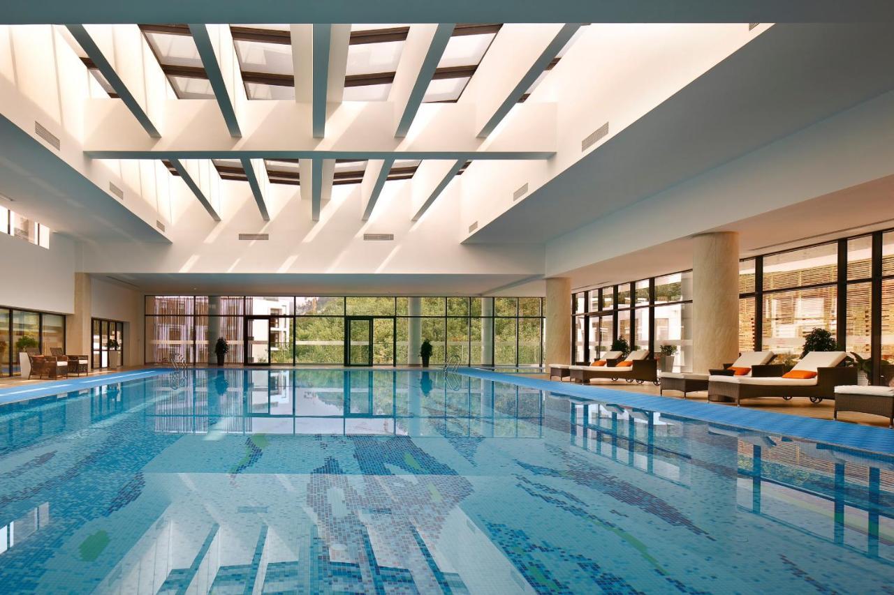 Crowne Plaza Huangshan Taiping Lake, An Ihg Hotel Exteriör bild