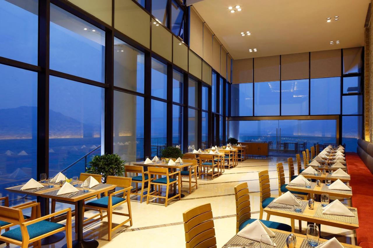 Crowne Plaza Huangshan Taiping Lake, An Ihg Hotel Exteriör bild