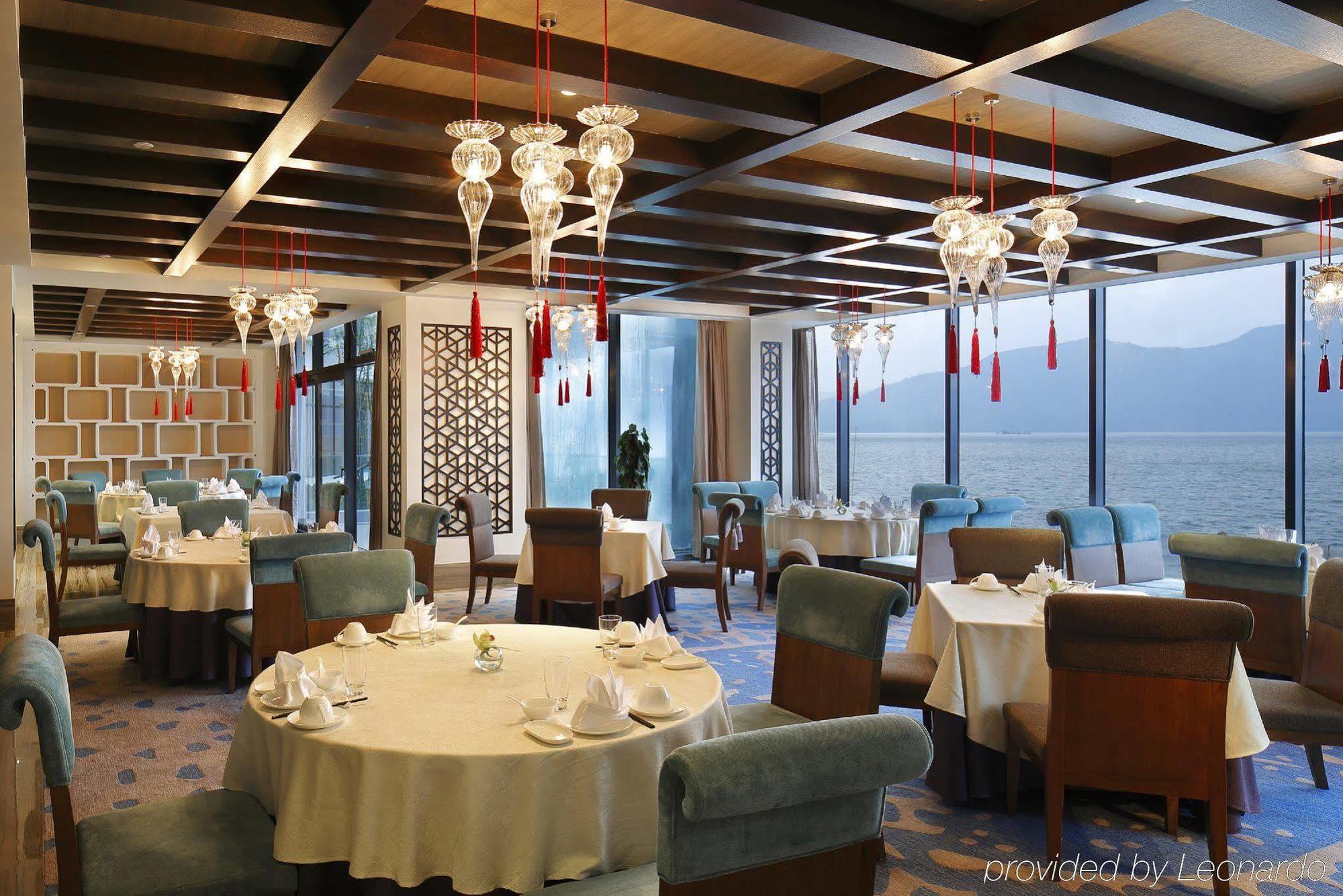 Crowne Plaza Huangshan Taiping Lake, An Ihg Hotel Exteriör bild