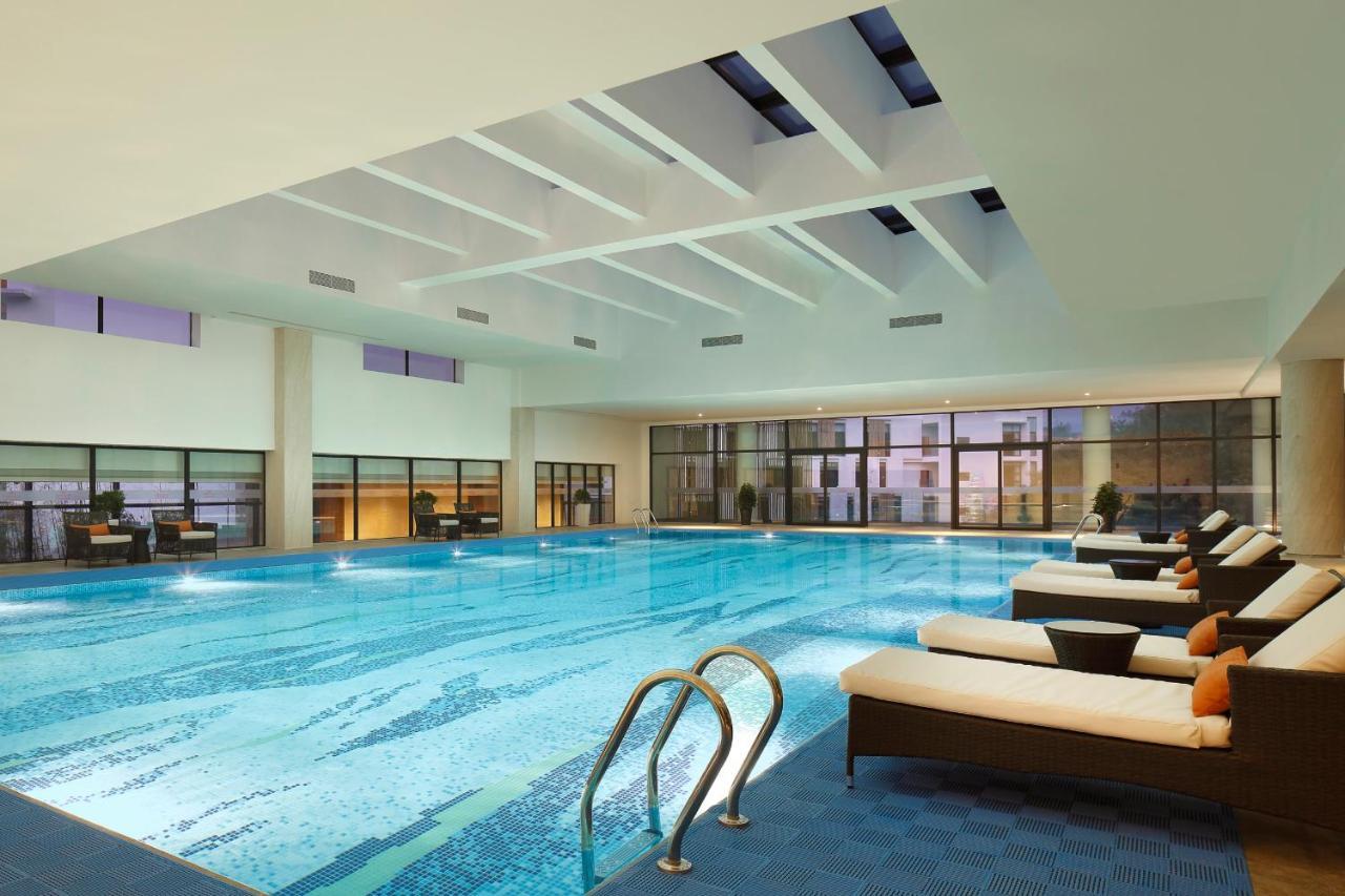 Crowne Plaza Huangshan Taiping Lake, An Ihg Hotel Exteriör bild