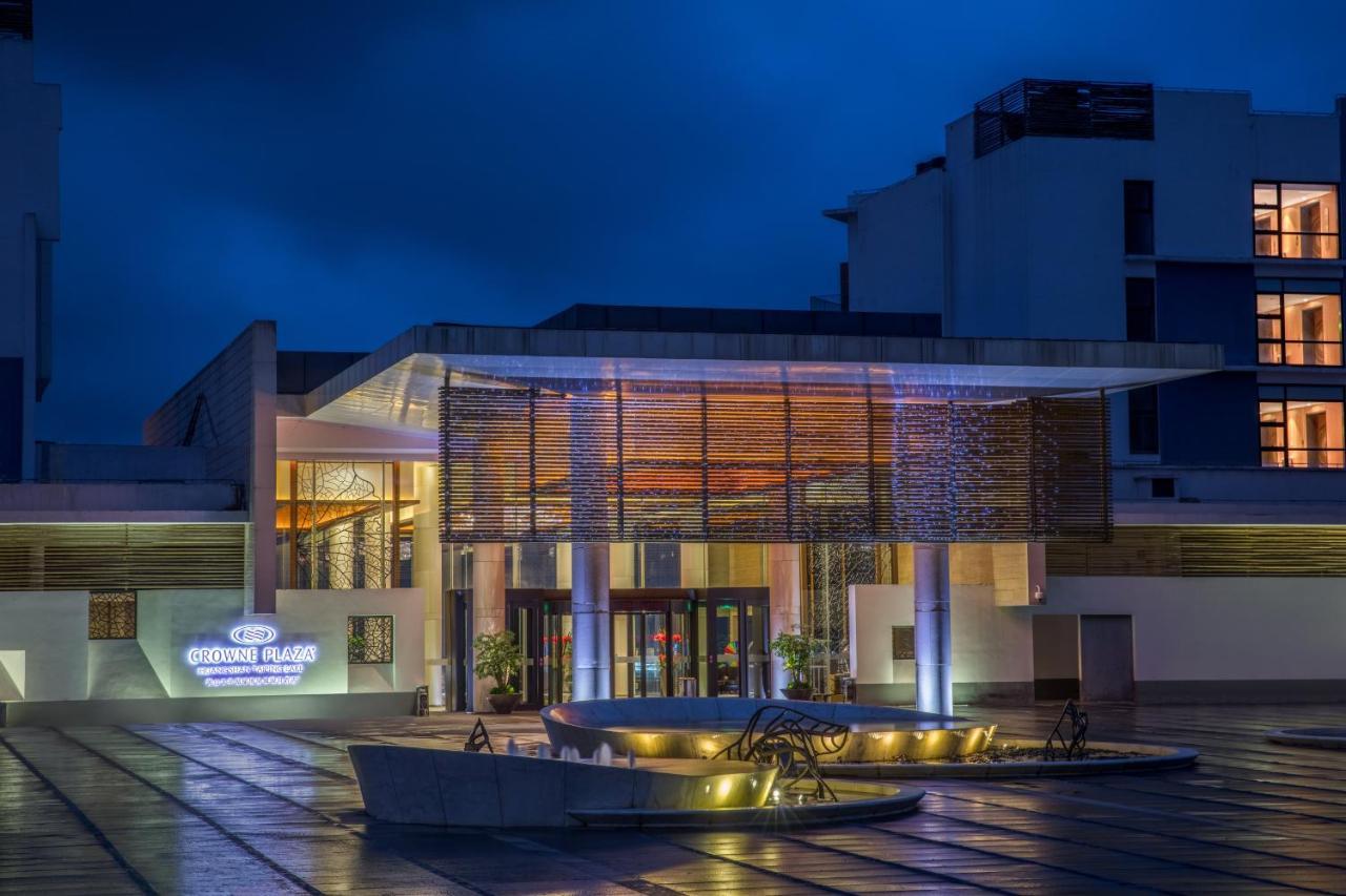 Crowne Plaza Huangshan Taiping Lake, An Ihg Hotel Exteriör bild